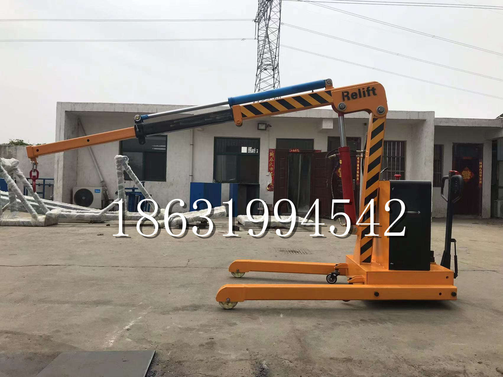 新丰乡久征定做3吨三轮随车吊 农用园林绿化移树吊 平板工程用小吊机